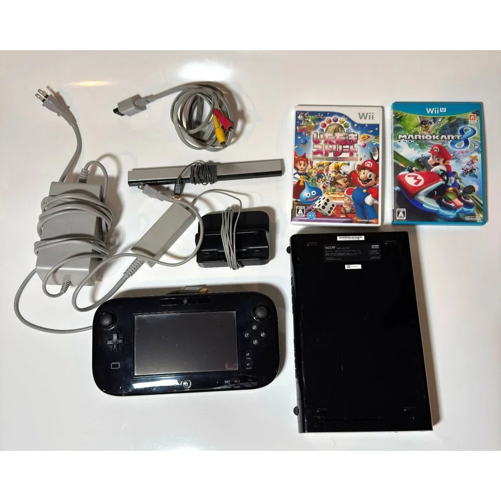 Nintendo Wii U Black Console 32GB LOT Game Pad & Cables JAPANESE WUP-101 WUP-010